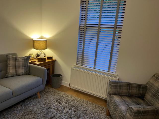 Centre of room with blinds